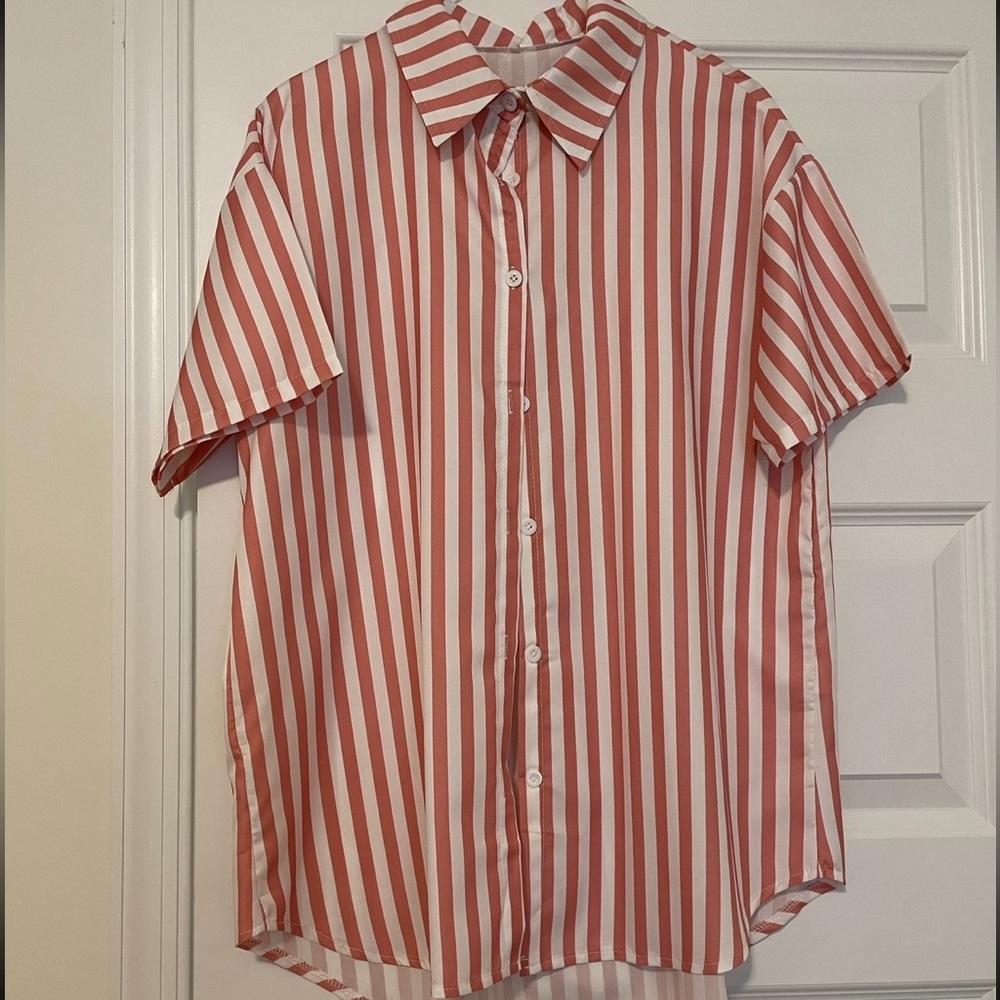 Mens Button Down Orange & White striped short sleeve shirt size Large see sleeve